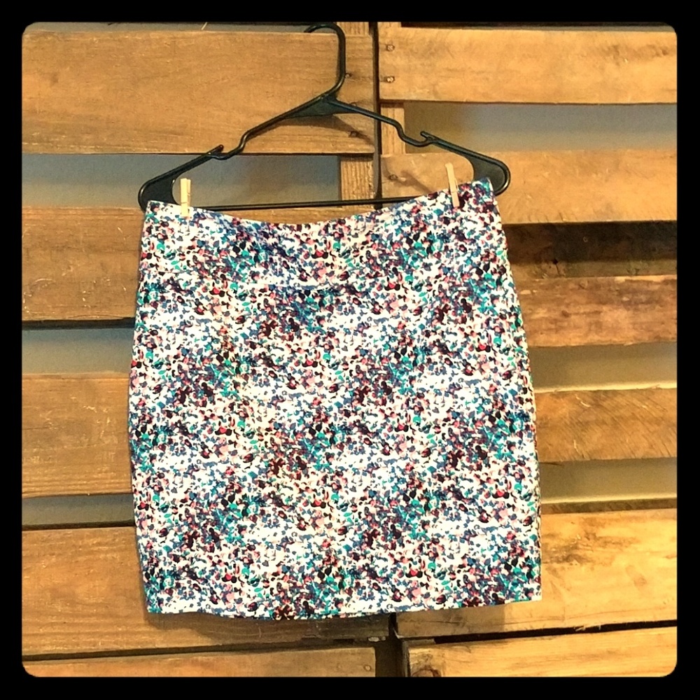 Multi-colored pencil skirt